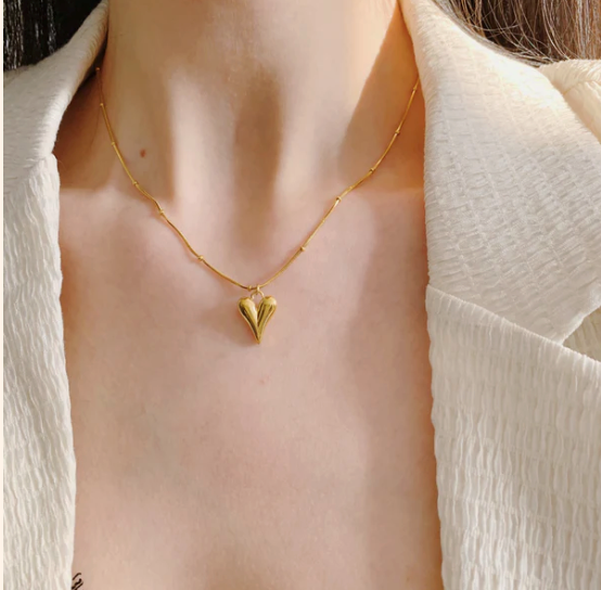 Velora Set - Anti Tarnish Heart Themed Jewellery Set