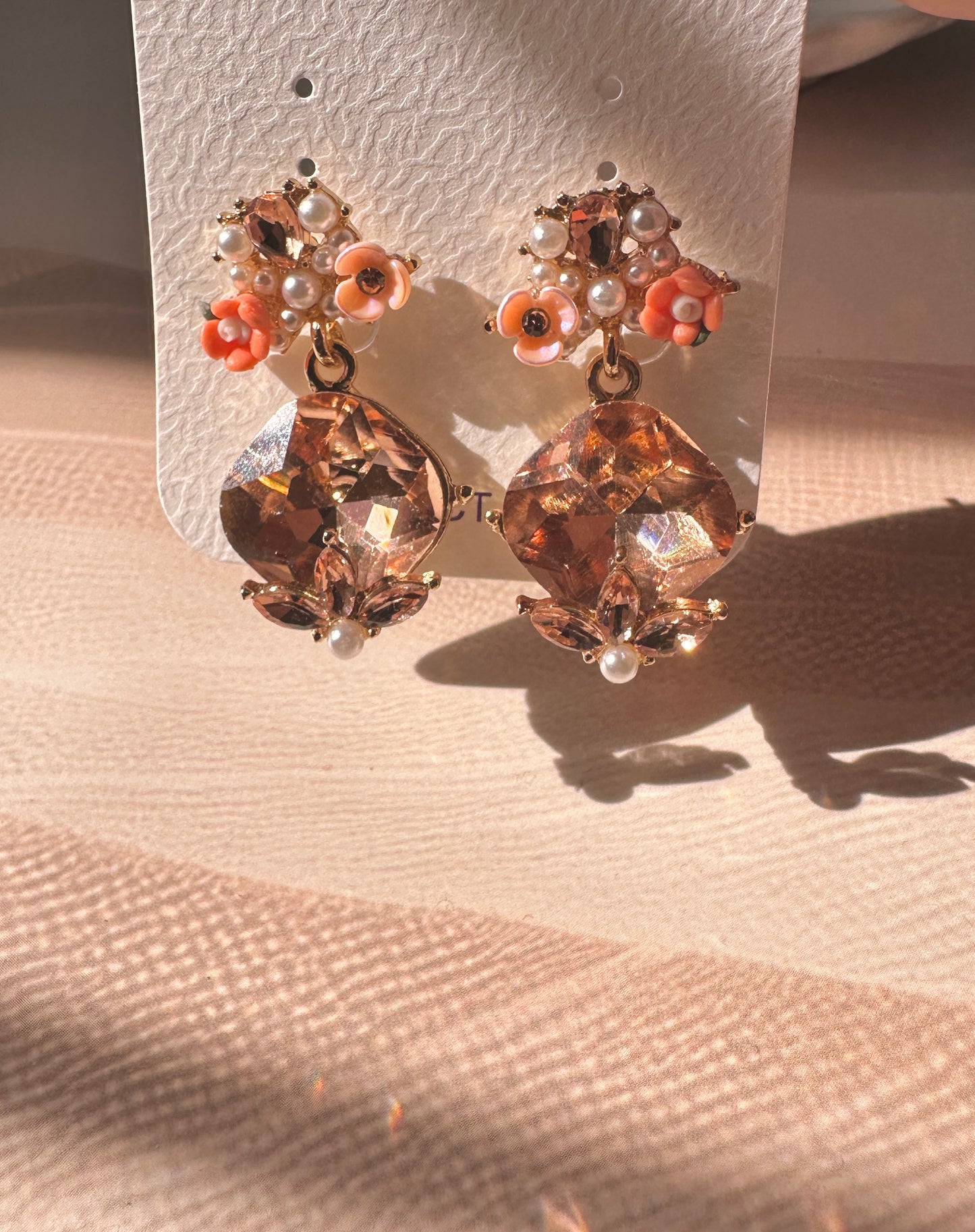 Noor Hoops