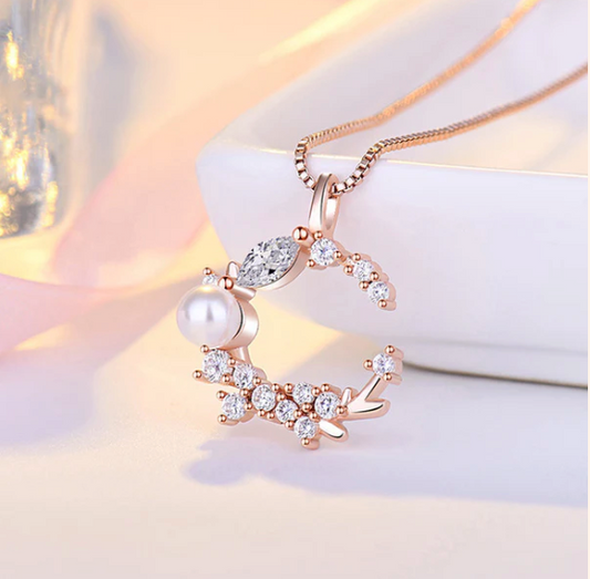 Vera Knot- Rose Gold Plated American Diamond